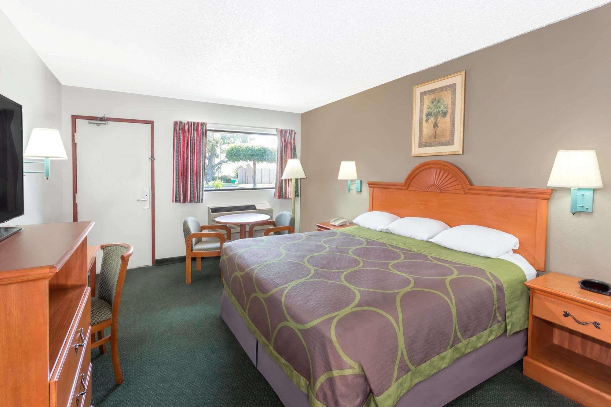 Redfinn Inn Fort Pierce Bagian luar foto