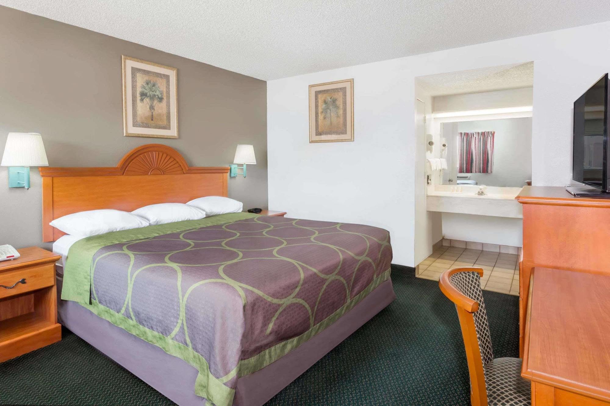 Redfinn Inn Fort Pierce Bagian luar foto